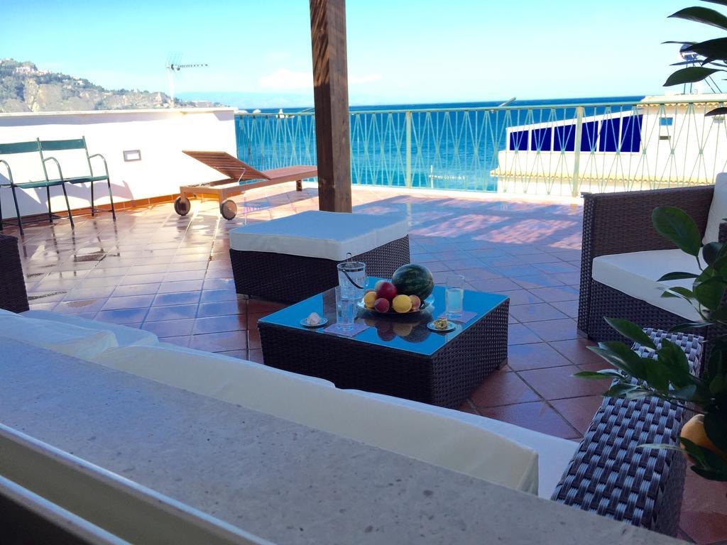 Solarium Achilles Apartment Giardini Naxos Exterior photo
